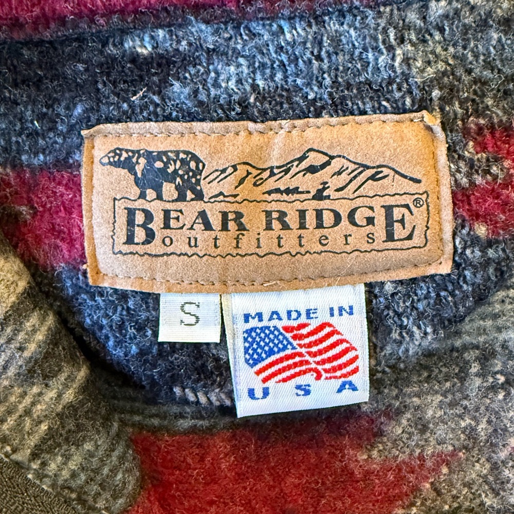 Bear Ridge Outfitters Women’s Small Multicolor Aztec Patterned Wool Blend Vest - Picture 4 of 7
